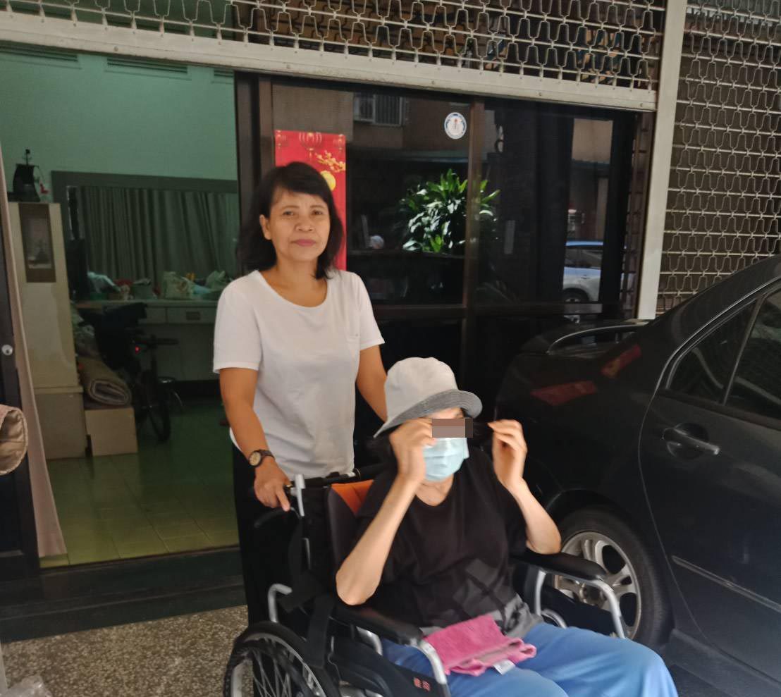 鼓山區黃小姐家外勞恩蒂,以服務3年雇主滿意