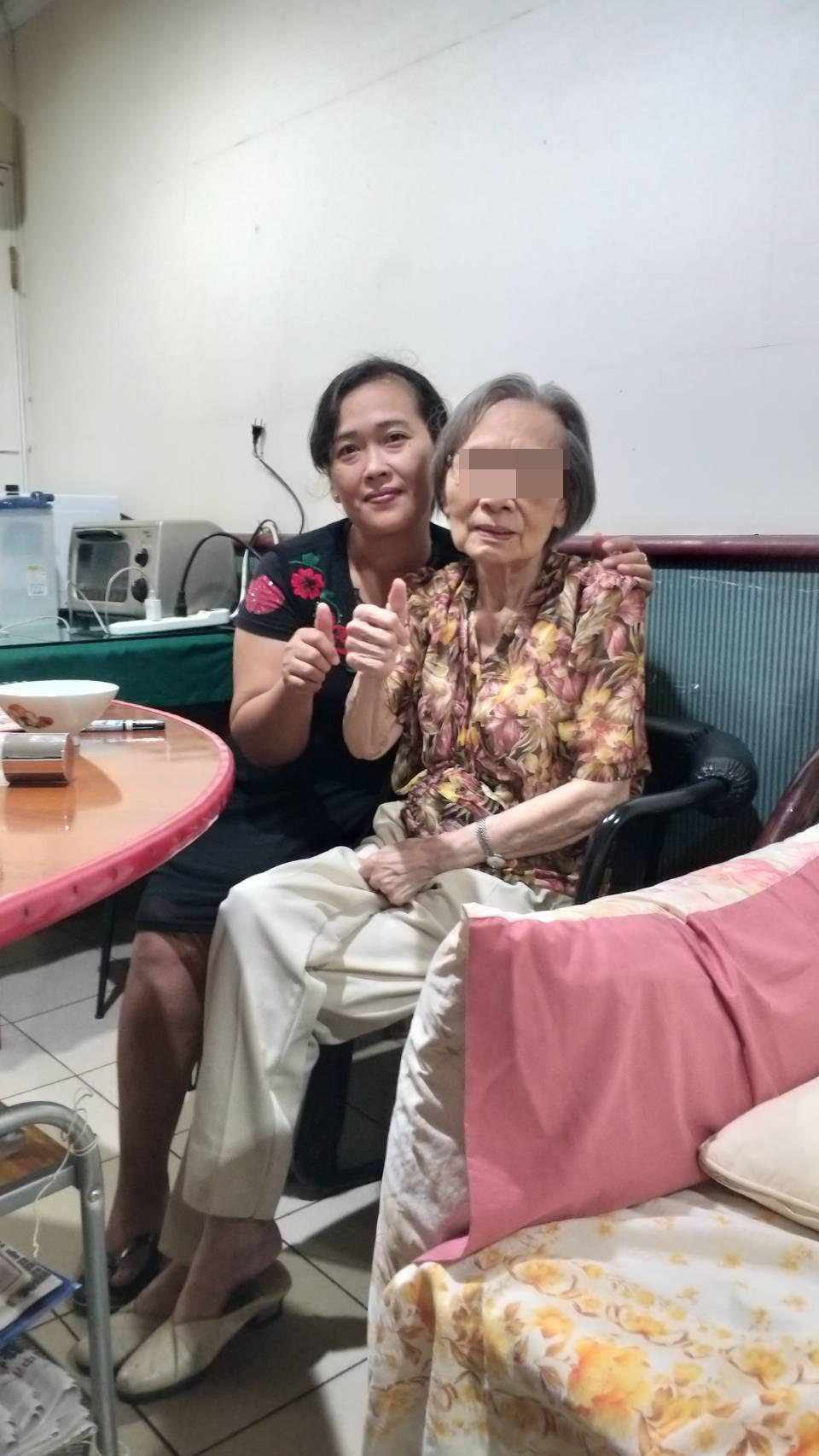 高雄前金區吳先生家印尼外勞杜妮雅,已服務快滿2年,雇主非常滿意